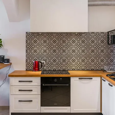 リザ ツァヴタット